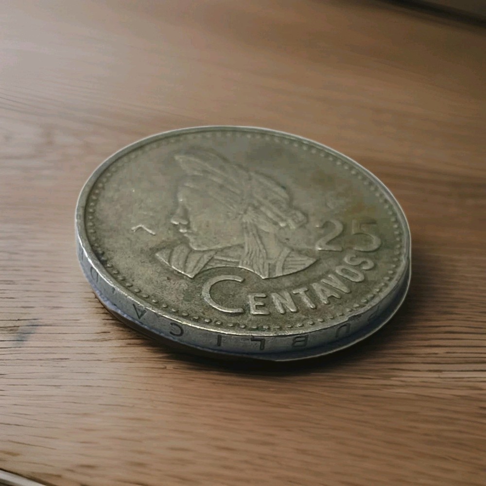 GUATEMALA 25 centavos 1982 a notable "one-year type". Unique Coin Collection