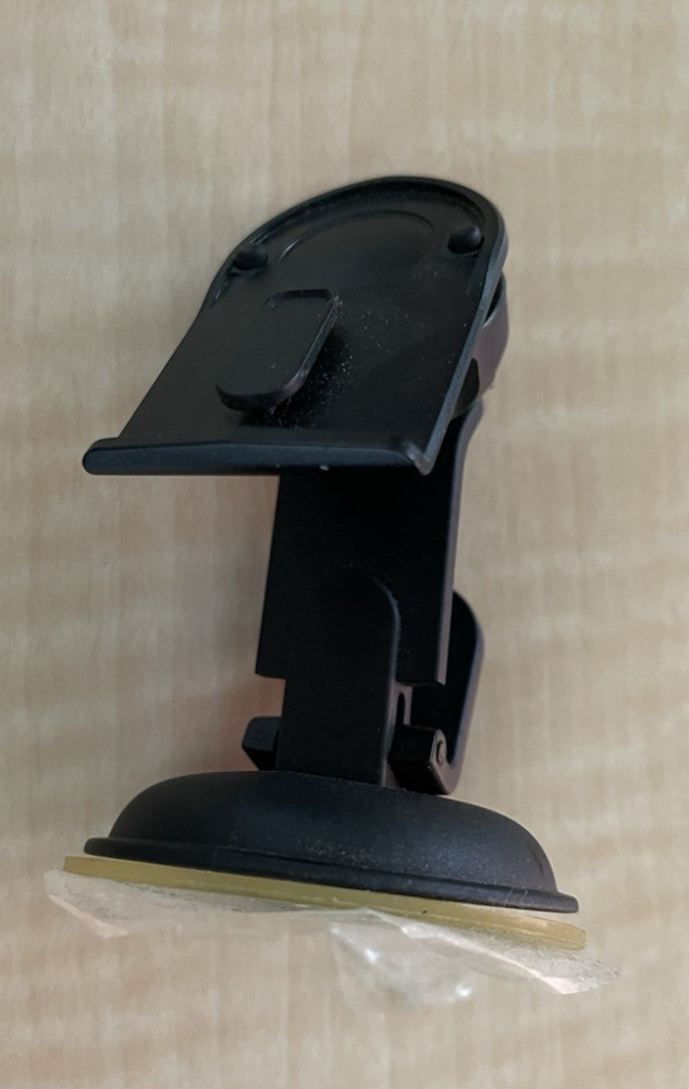 Genuine Magellan Maestro 4700 GPS Window Mount Holder windshield suction & case
