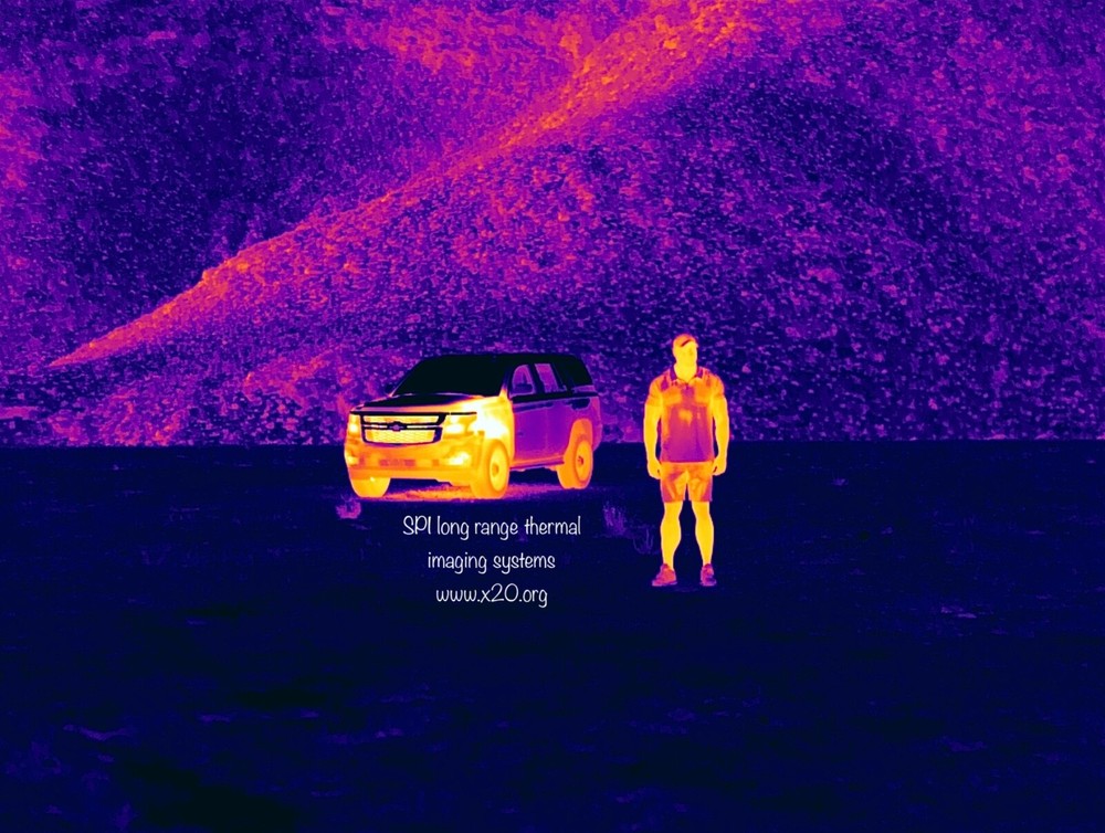 Long range thermal camera HD FLIR PTZ IP stabilized security imaging IR Vision