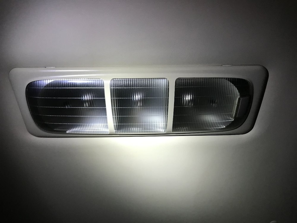 International PROSTAR SLEEPER DOME Lighting, Interior - Used