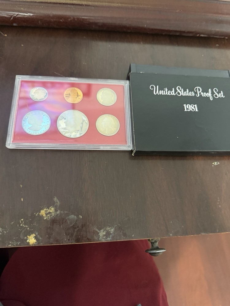 The 1981 United States Mint Proof Set Type 2