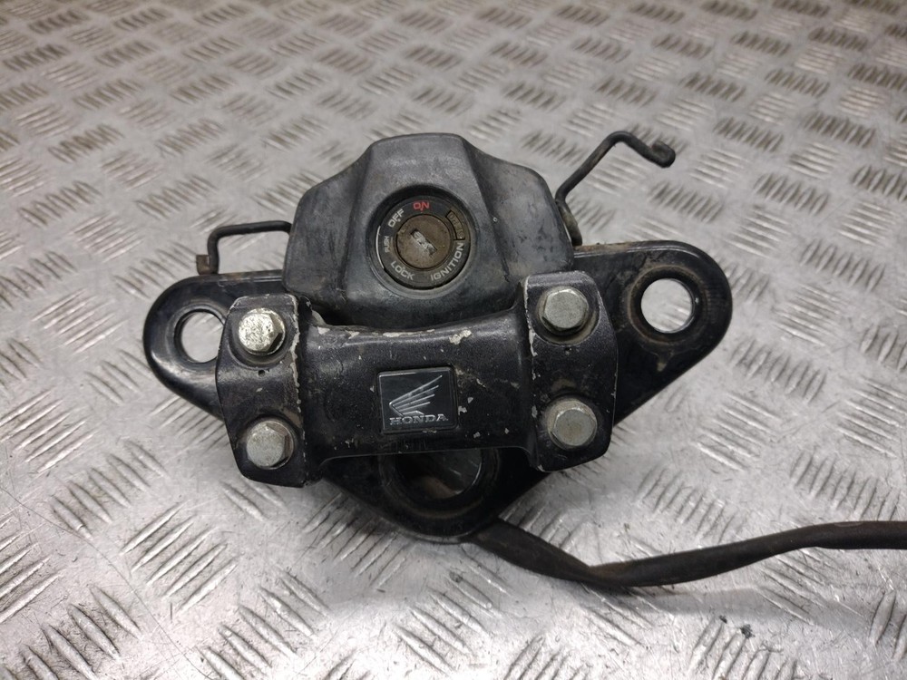 2011 HONDA CBF125 M-B LOCK SET