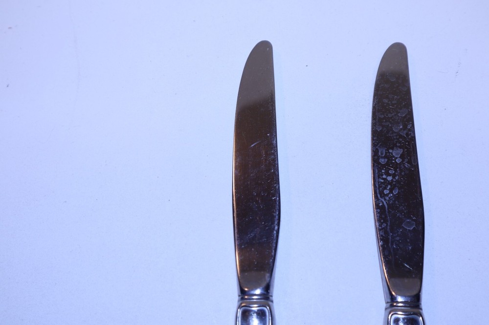 Reed And Barton REGENCY Stainless Flatware Replacements - 4 Dinner Knives 9"