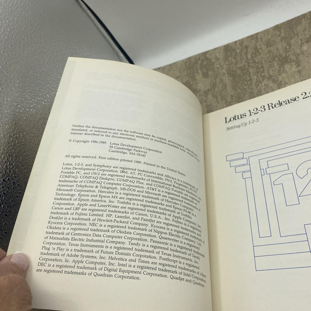 IBM LOTUS 123 RELEASE 2.2/ Setting Up, Quick Start & Samples Manual Only
