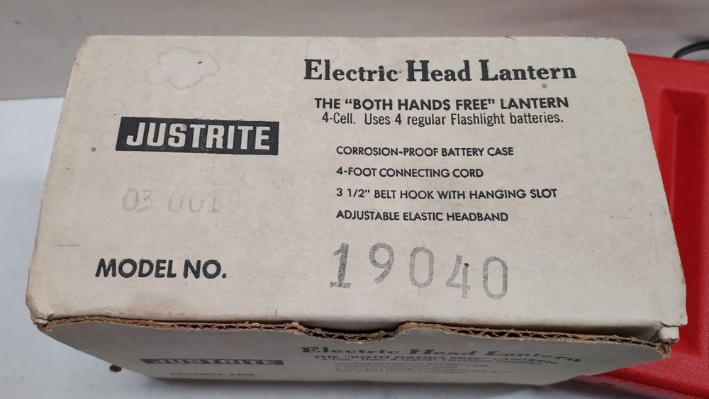 Justrite Electric Head Lantern Flashlight 19040 in Original Box