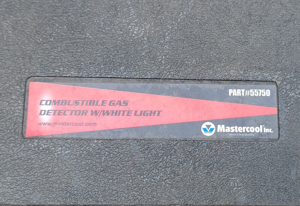 Mastercool Combustible Gas Detector w/ White Light Part # 55750 + Case