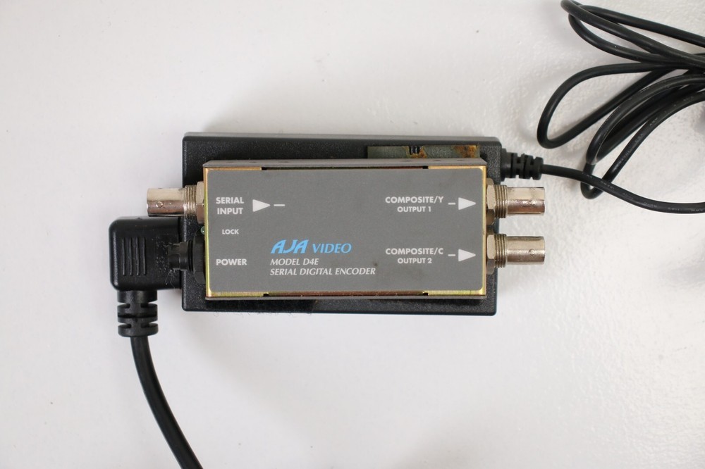 AJA video D4E serial digital converter