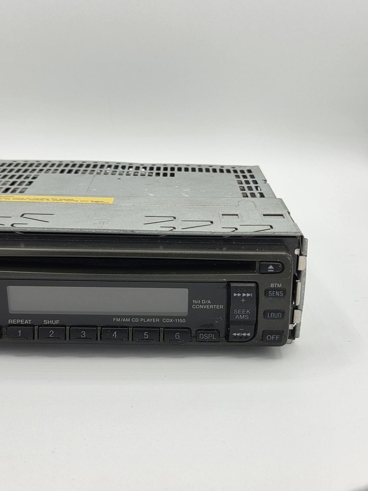 Vintage Sony FM/AM COMPACT DISC CD PLAYER MODEL NO. CDX-1150 UNTESTED
