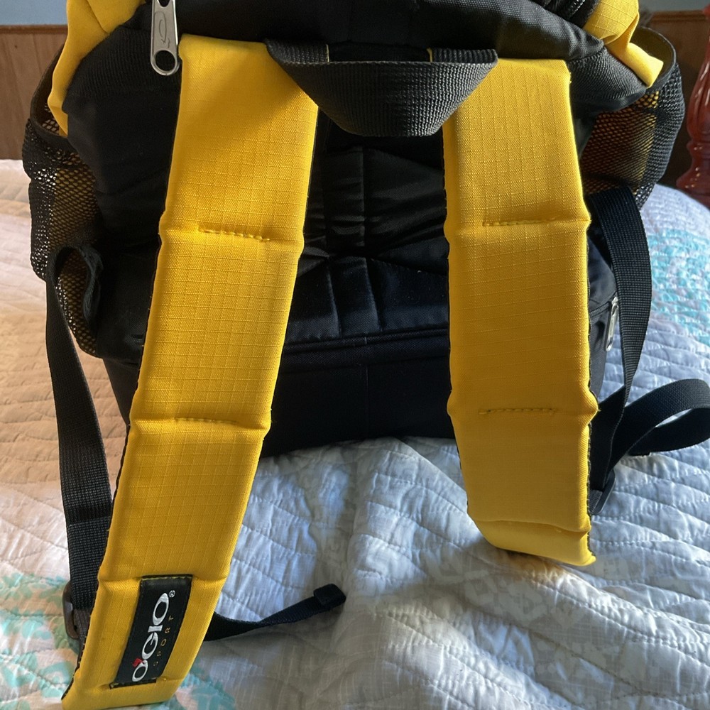 Ogio Gatorade Large Backpack w/ Bottom Cooler