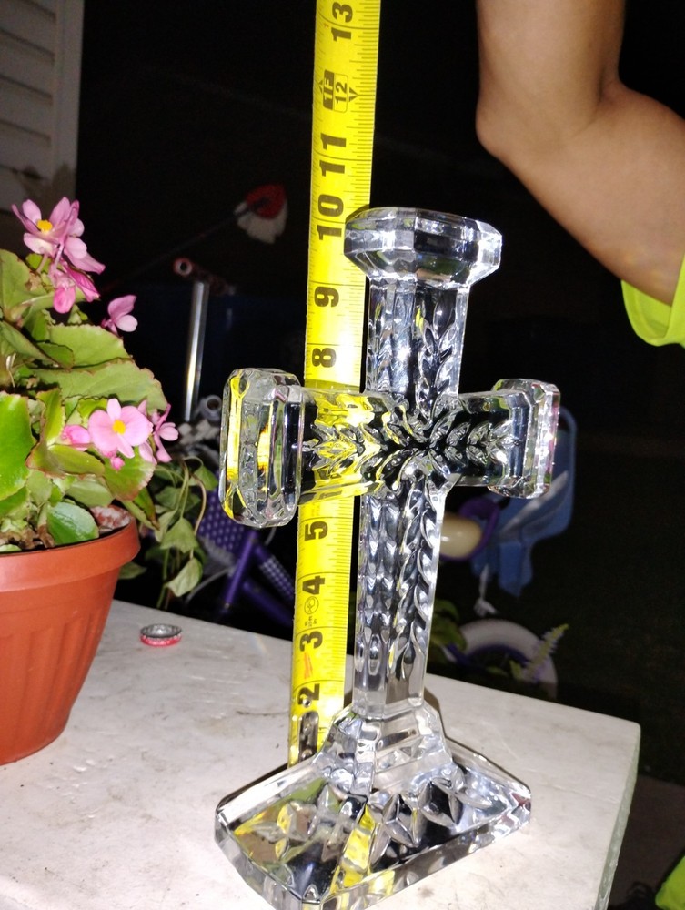 SOLID GLASS CROSS STANDS 10×6" HOME DECOR