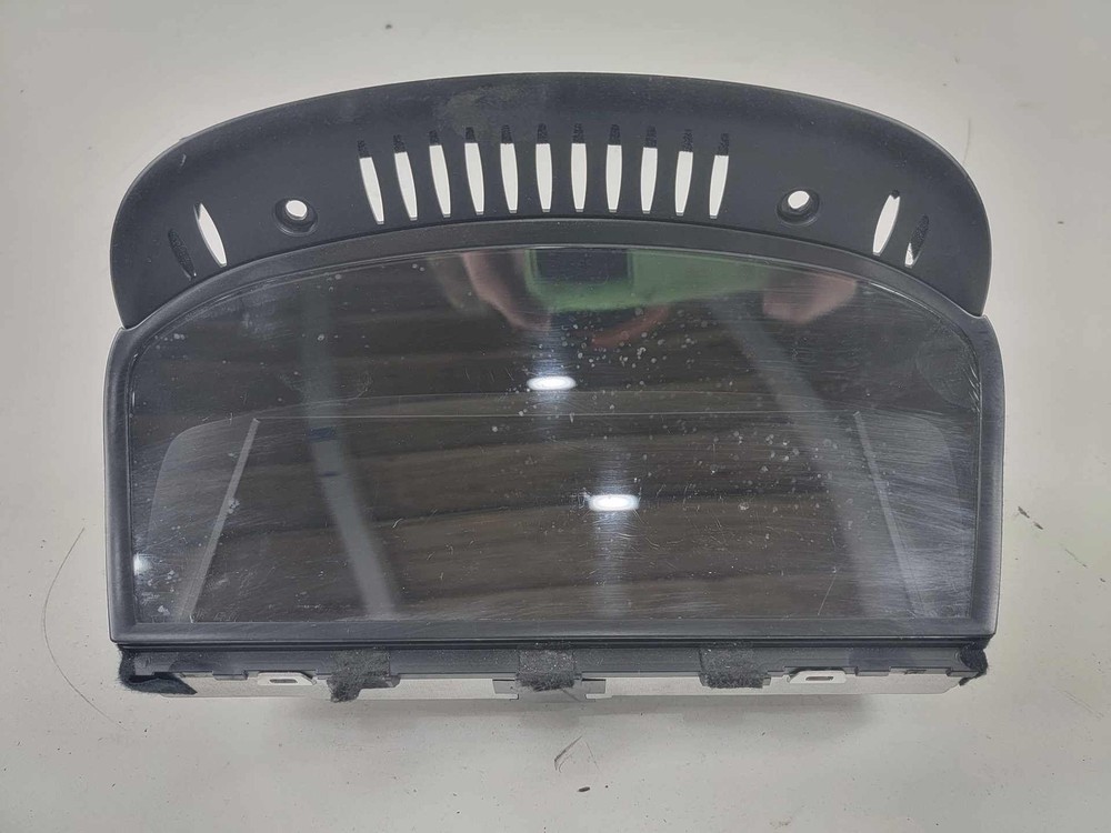 08-13 BMW E90 E92 E93 M3 OEM On Board Navigation Radio Info Screen Display