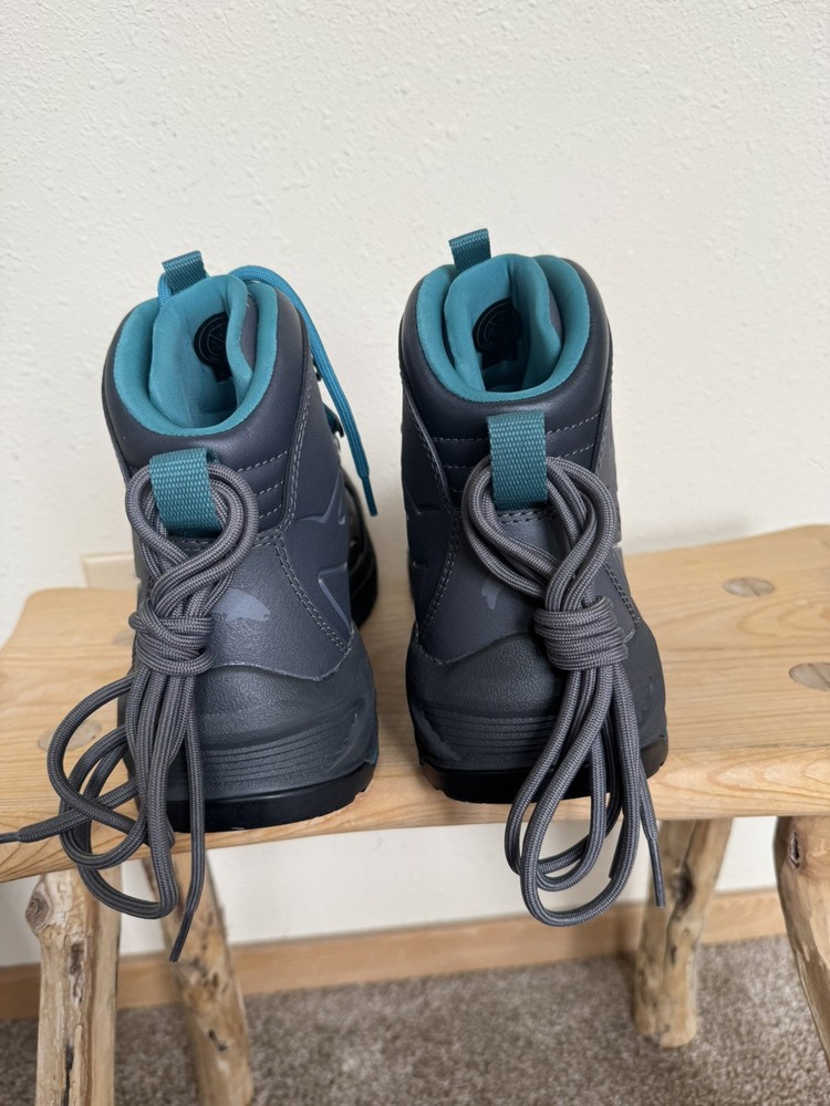 Simms Women’s Freestone Wading Boot Size 7 New In Box