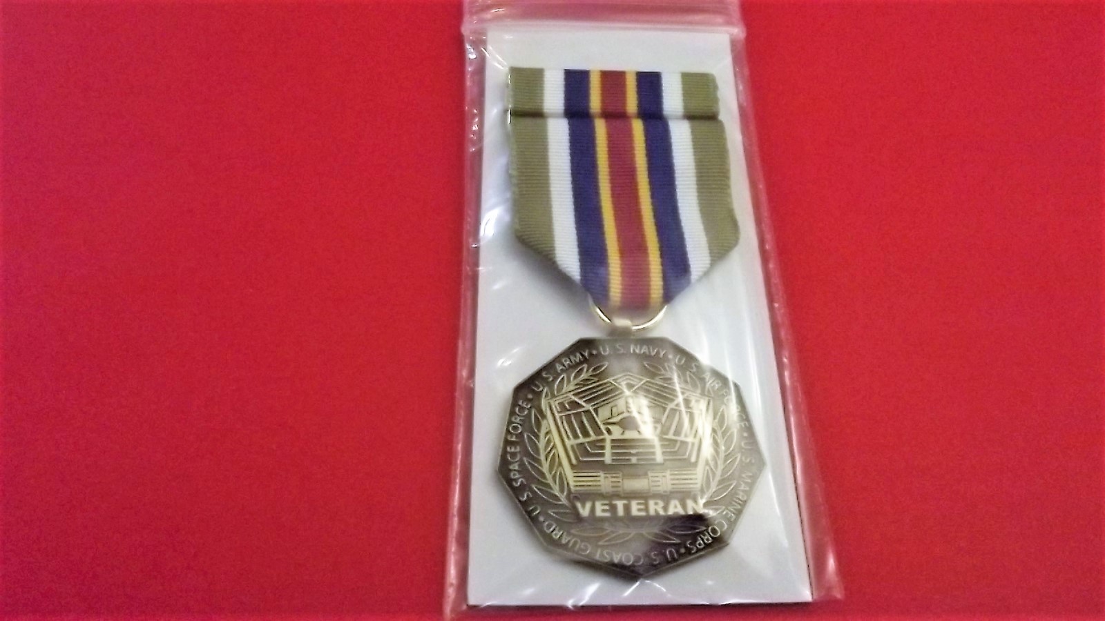 THE VETERAN SERVICE MEDAL Army Navy Air Force Marines Coast Guard & Space Force
