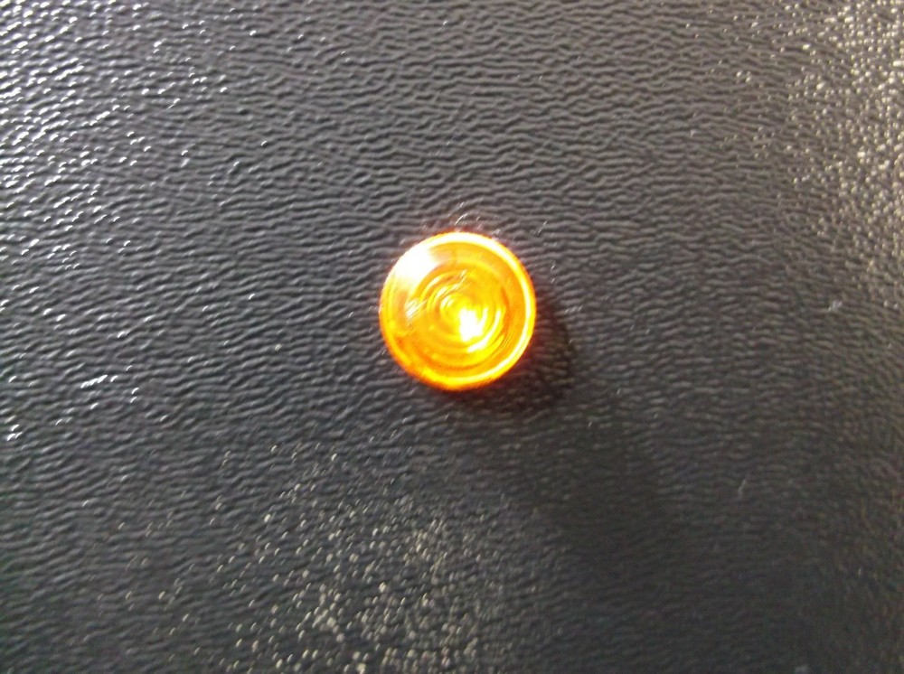 BBT 12 VDC Waterproof Amber Low-Profile LED Indicator Light