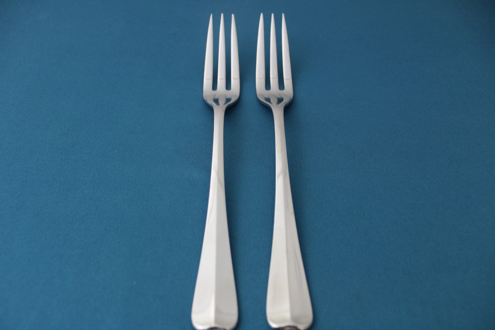 Gorham COLONIAL TIPT Dinner Fork (Set of 2) 18/8 Stainless Japan LIGHT Use 8"