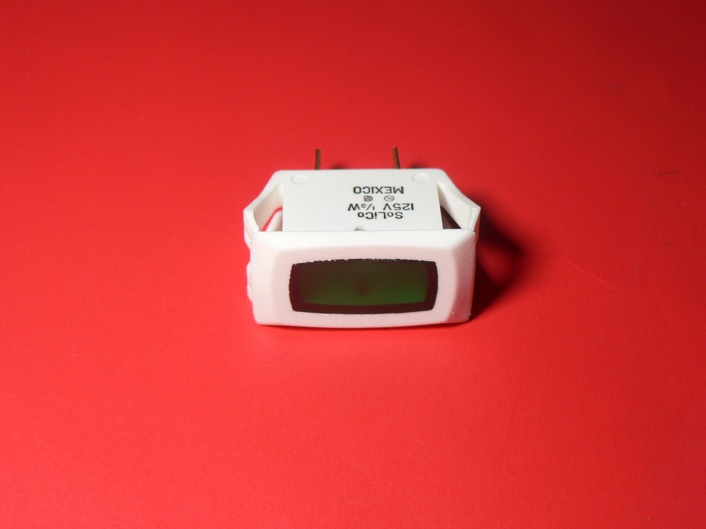 2 PCS NSI 79575LQ SNAP-IN GREEN LENS WHITE BEZEL RECTANGULAR INDICATOR LIGHT