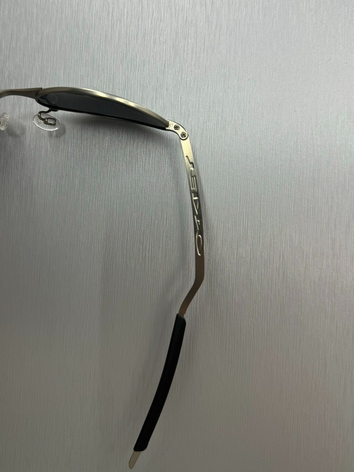 Vintage Oakley C Wire1.0 Titanium Lightweight Sunglasses