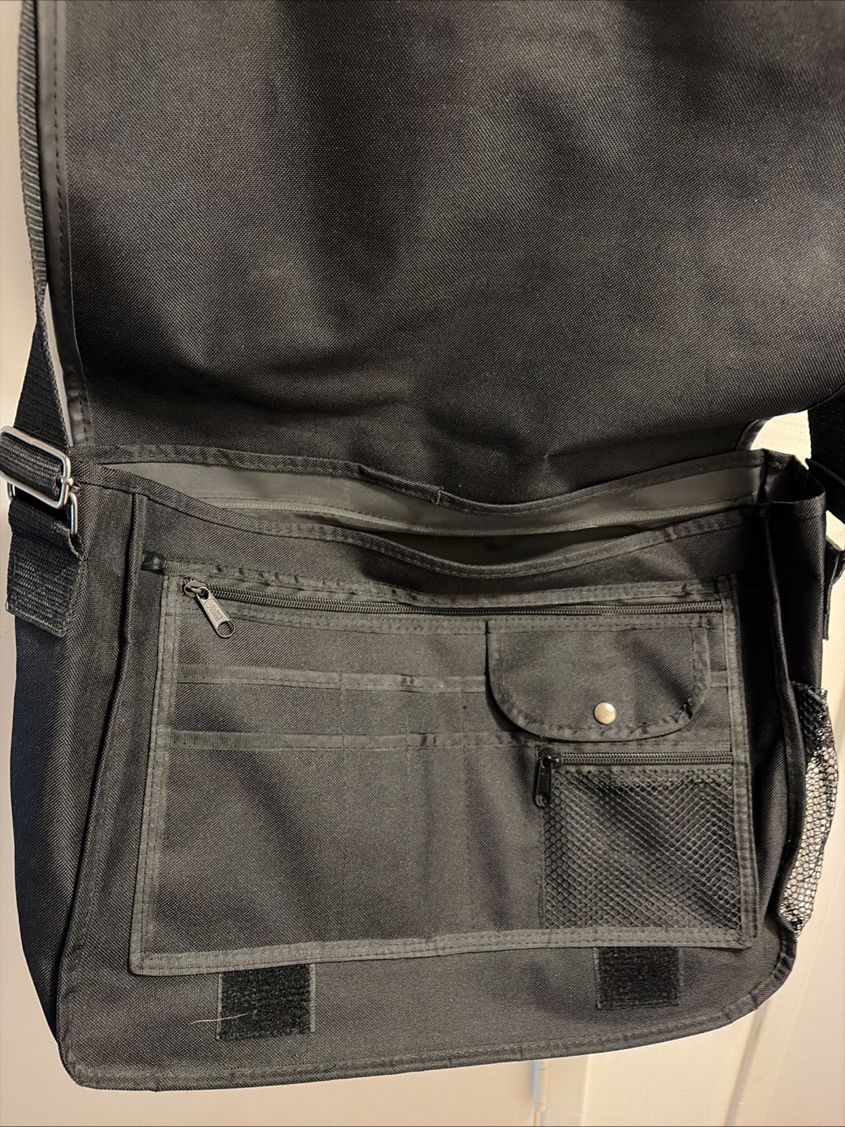 Disney Pixar Wall-E Messenger Bag Black Promo Employee Crew Gift