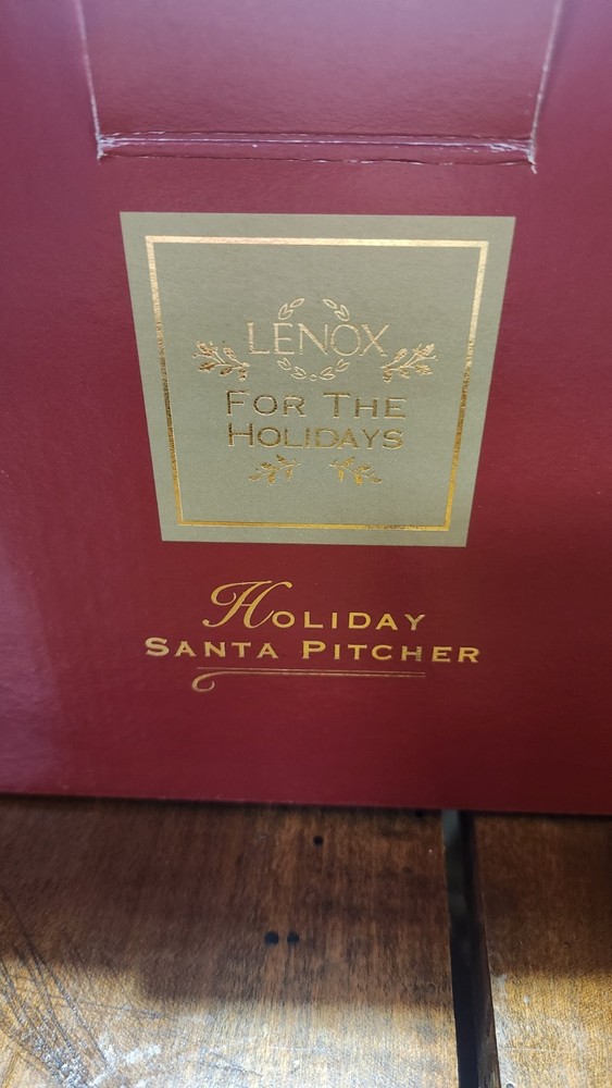 Lenox Santa Pitcher 9 "