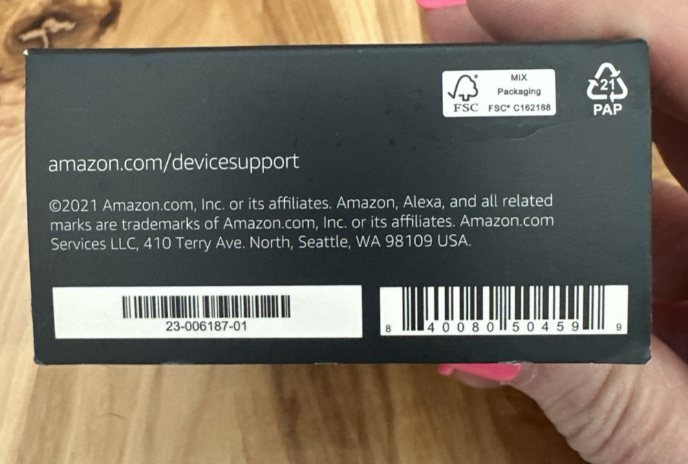 Amazon Smart Plug - White - Never Used Sealed