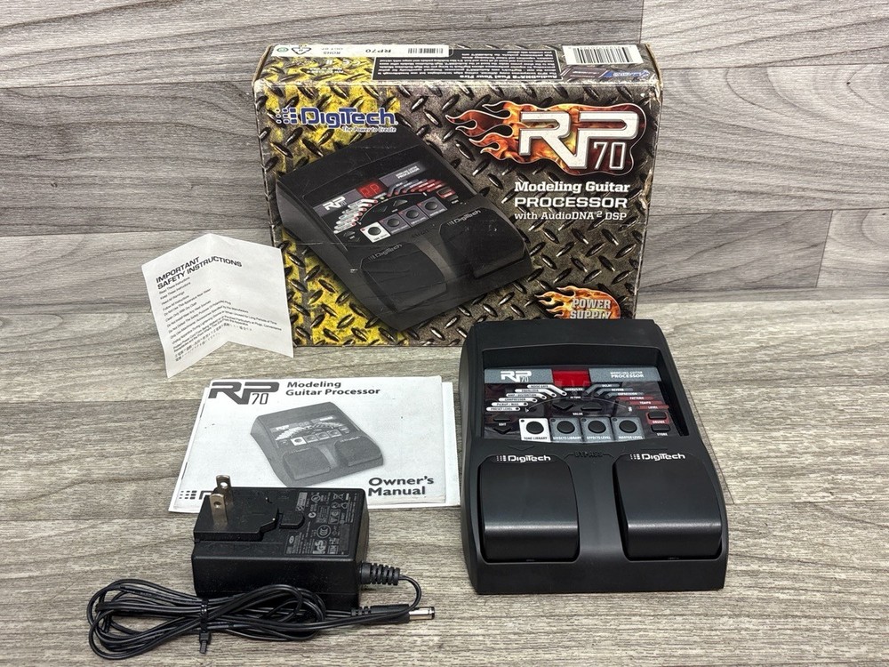 Digitech RP-70 Guitar Multi-Effects Processor with Amp Modeling (A1D026467)
