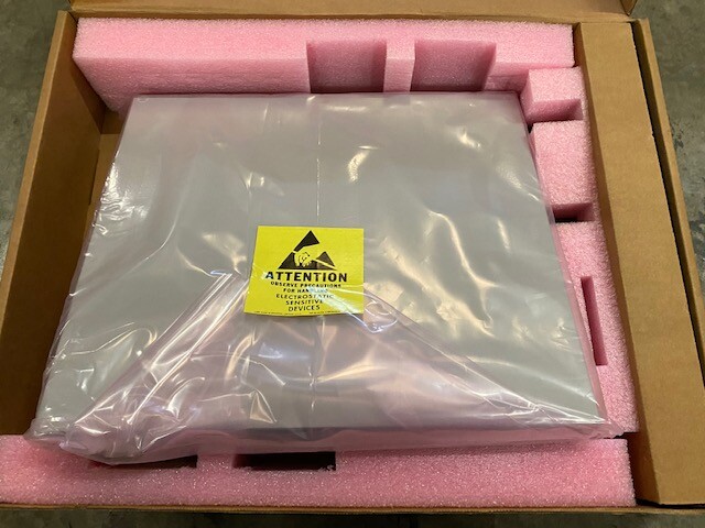 Universal Edge 637 NTZG37AA Network Switch (NEW)