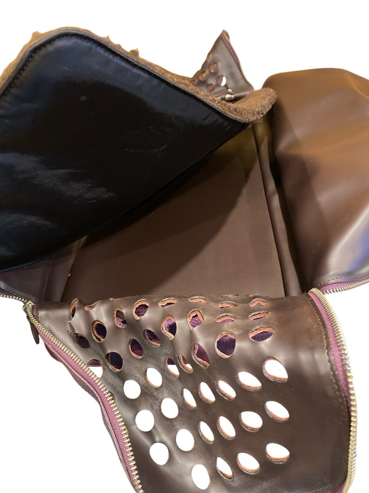 Henri Bendel Iconic Stripe Pet Carrier Dog Bag 5th Ave NY Travel Designer RARE!