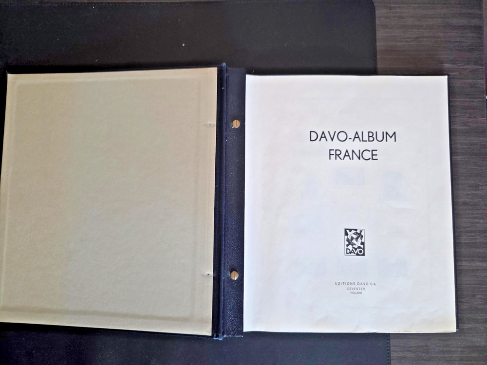 26052-France Davo Stamp Album Binder with Pages 1940-1950, NO Stamps
