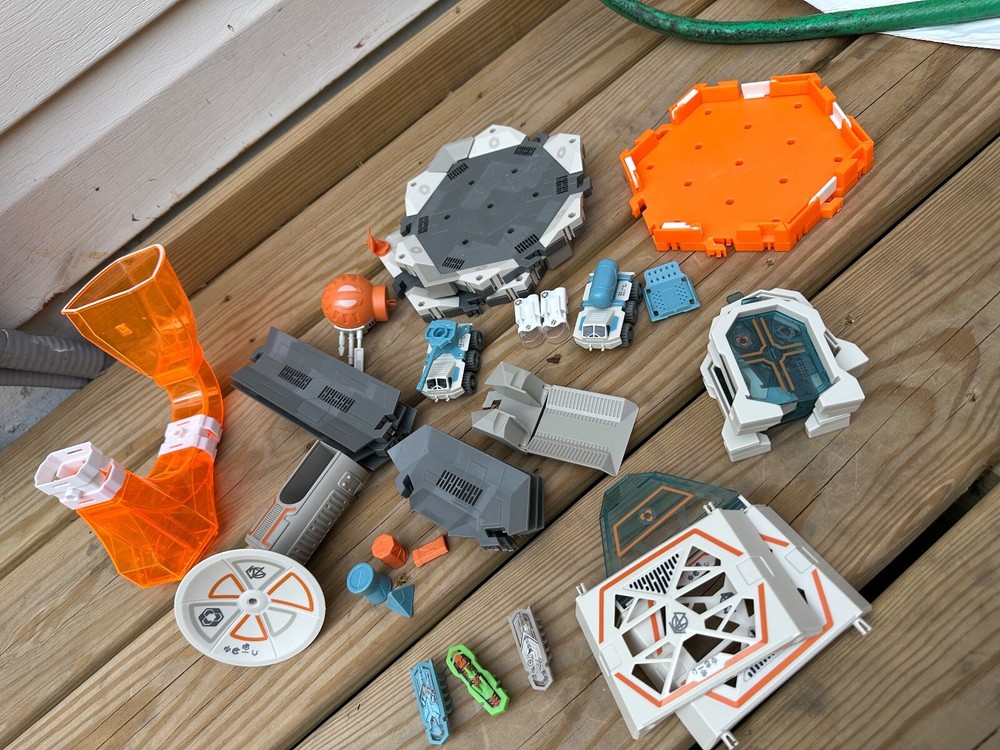 Hexbug Nano Space Station Galactic Base Cosmic Command Replacement Parts Lot