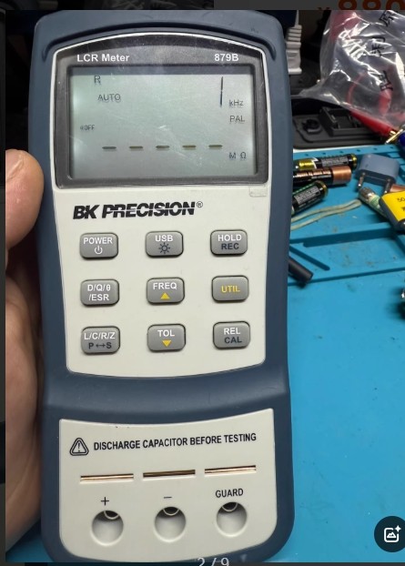 BK B&K Precision 879B