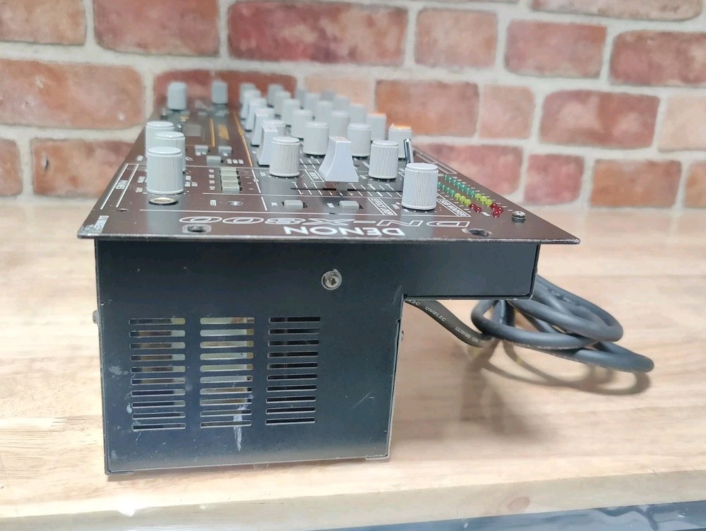 Denon DN-X800 Mixer READ