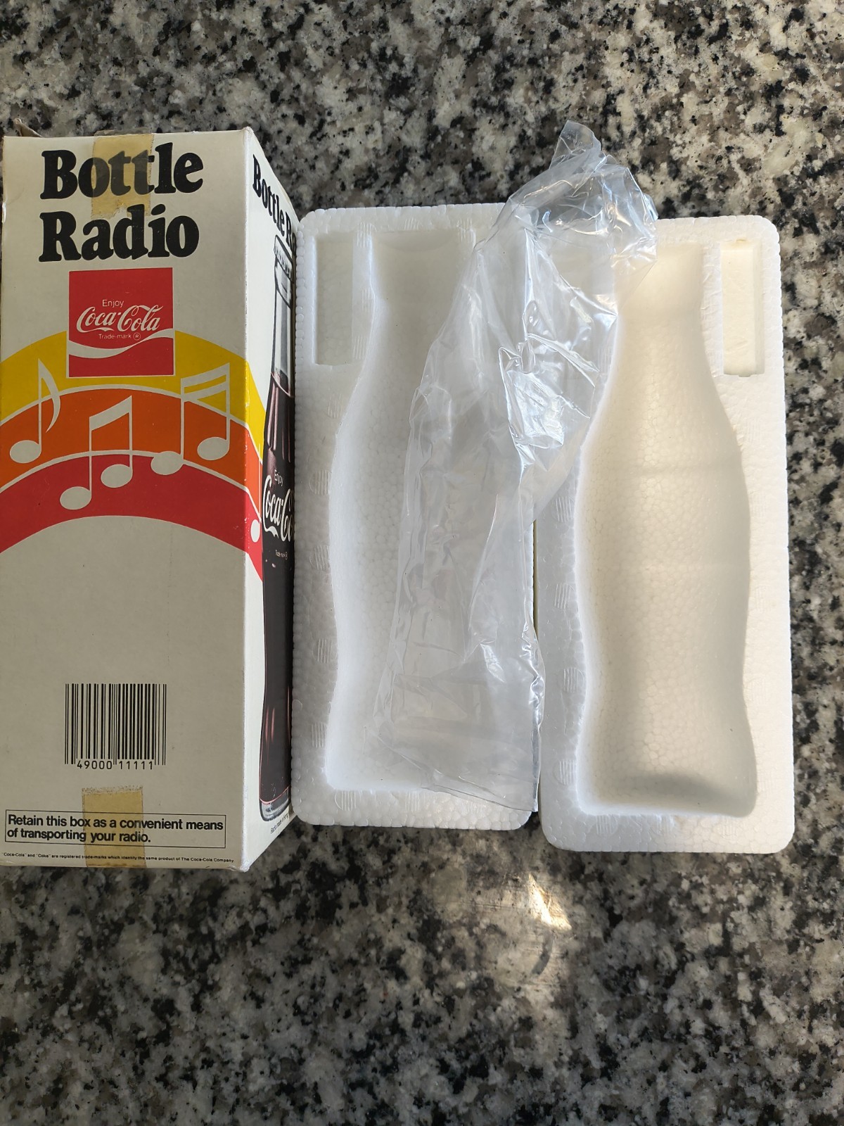 COCA COLA BOTTLE RADIO IN BOX UNTESTED