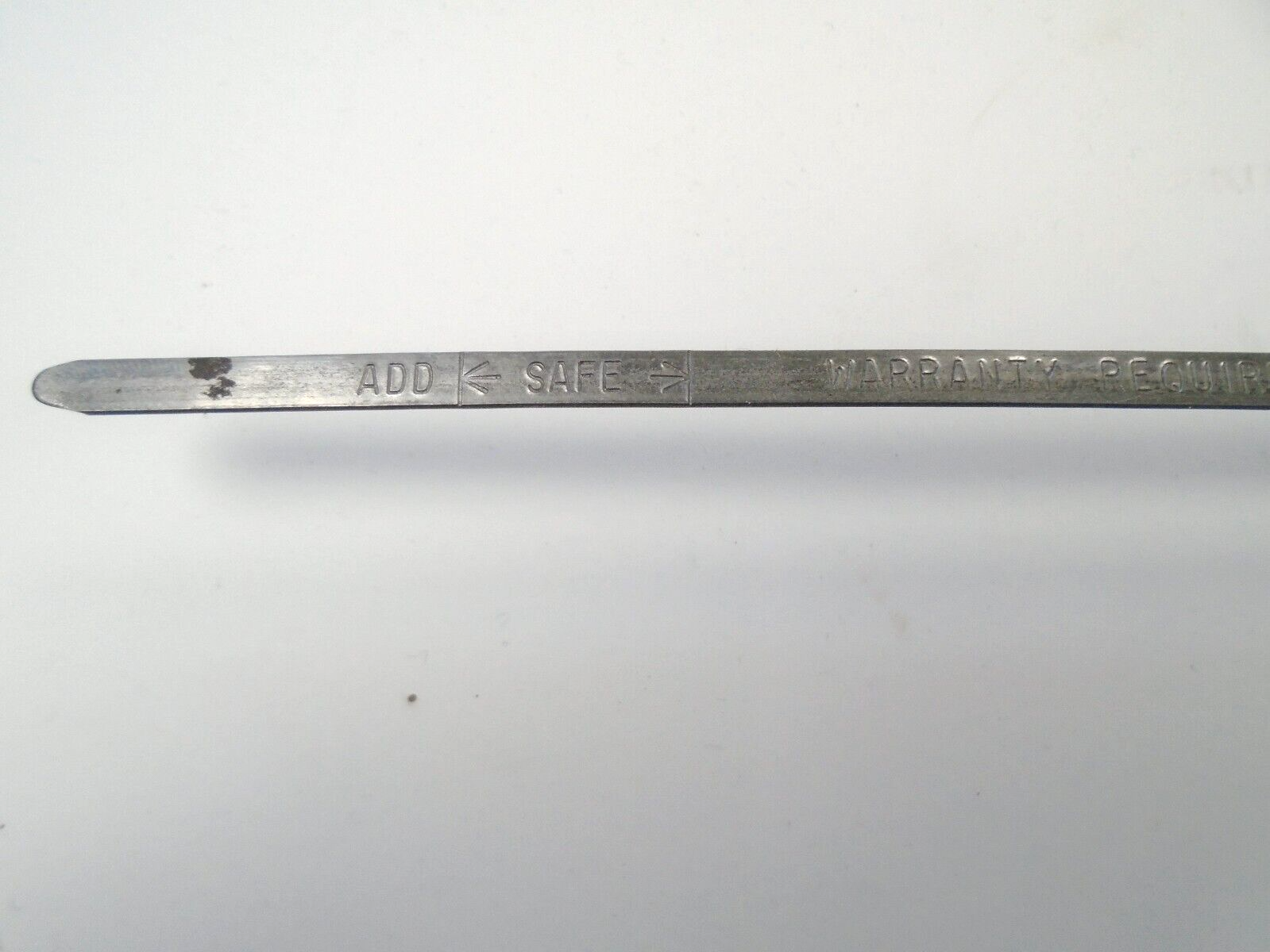 Volvo 3862843 Engine Oil Dipstick