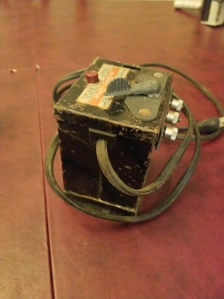 Lionel Type 1042 Multi Control Transformer 75 Watts. Untested