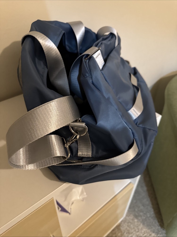 Nu Skin Work Out Bag