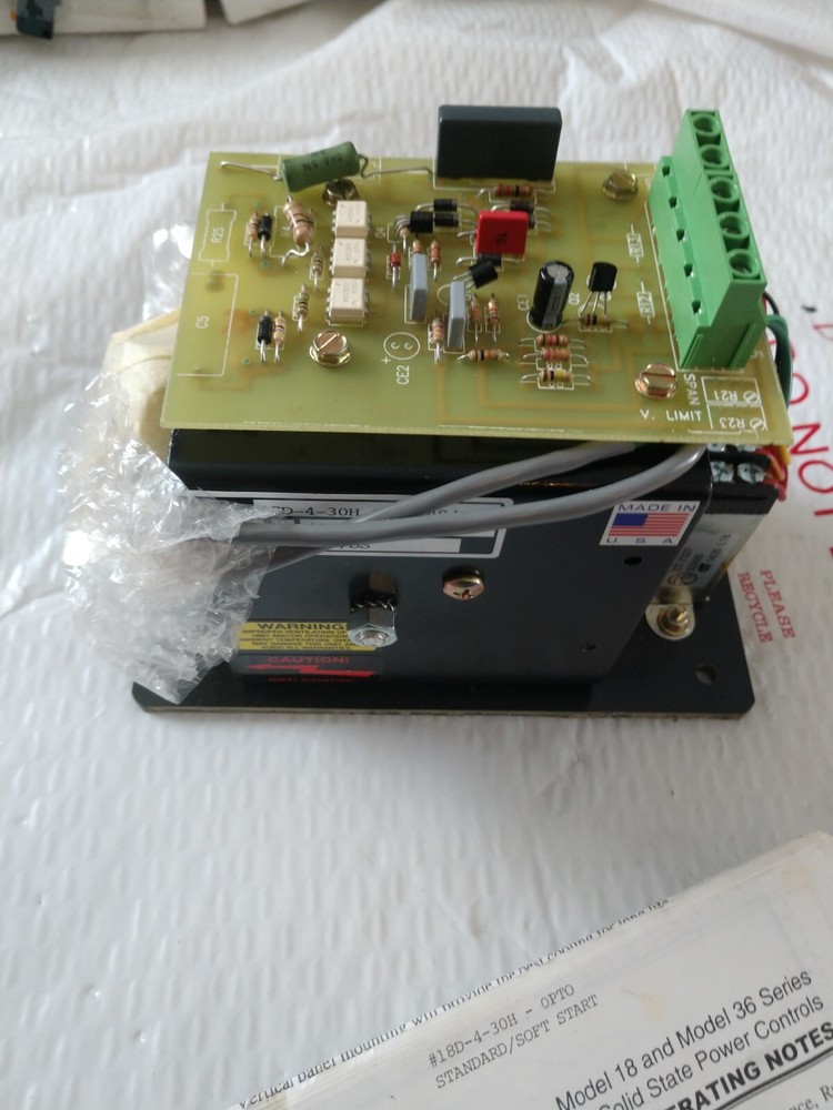 PAYNE ENGINEERING VOLTAGE POWER CONTROL 18D-4-30H BRAND NEW NOS