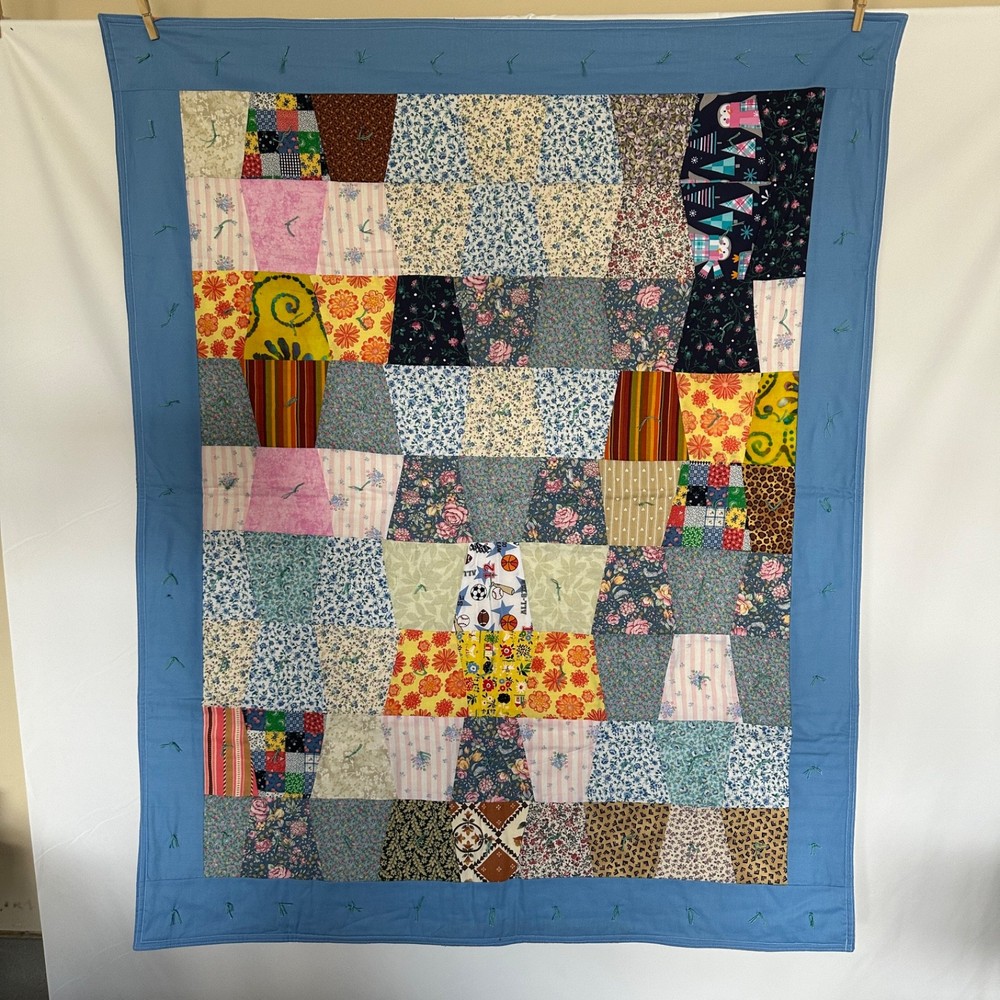 Handmade Quilt Small Patchwork Reversible 44" x 35.5 " Excellent