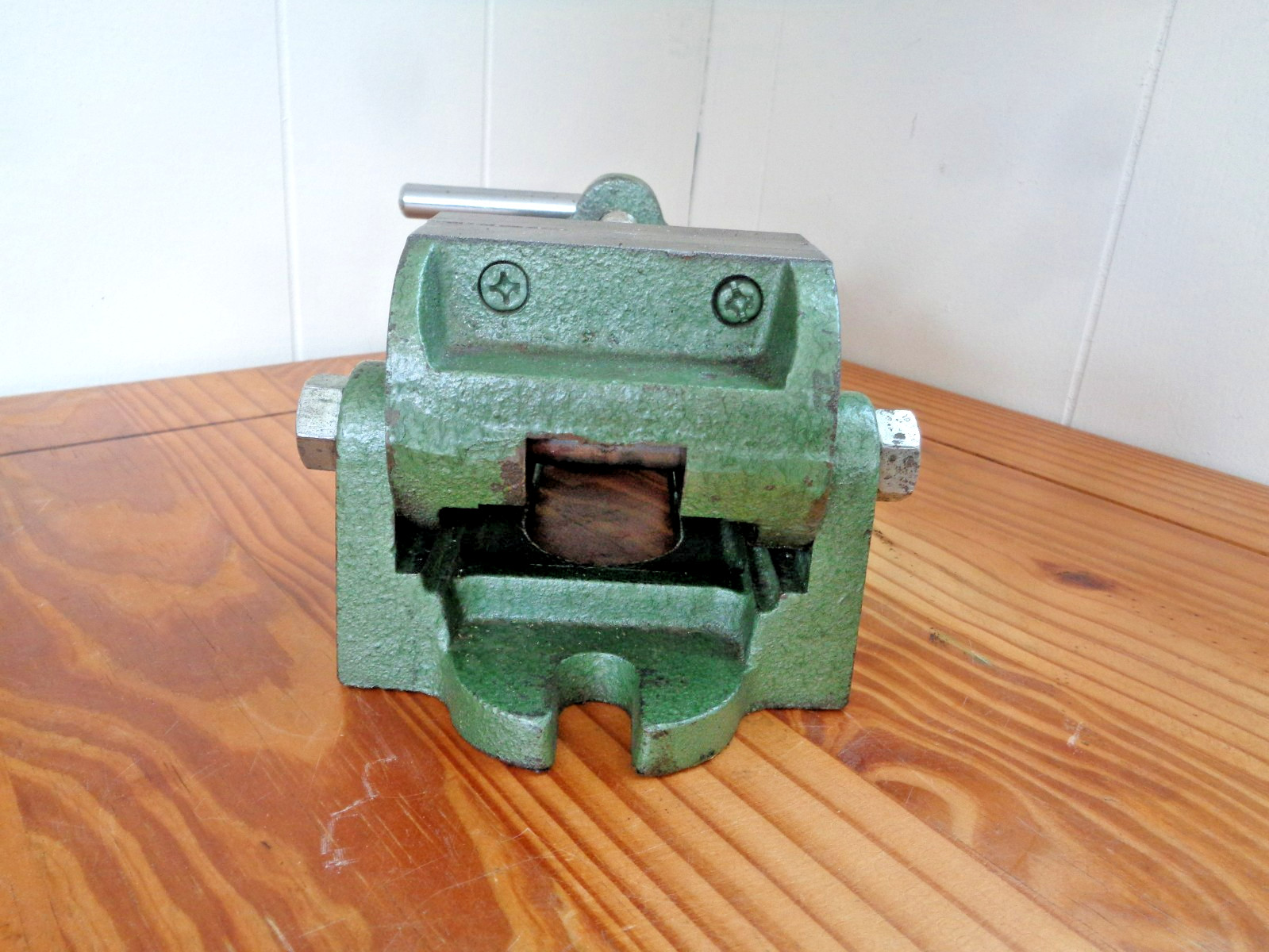 Tilting Drill Press Machinist Vise 3.5” Jaws