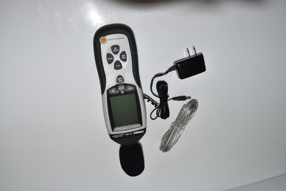 TENMA 72-947 DATA LOGGER SOUND LEVEL METER   (JSN34)
