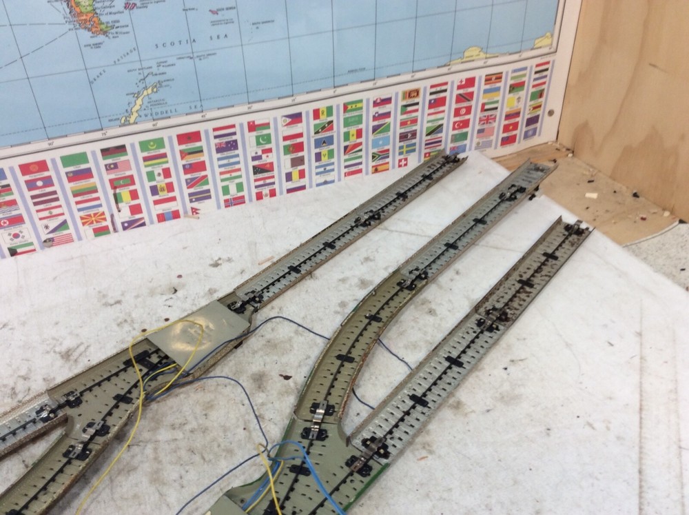 Marklin M Track - SET H0 scale with Loading Area