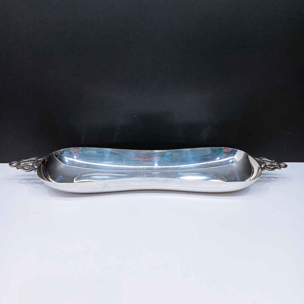 Sheffield Silverplate Handled Bread Tray Serving Dish Made in USA rounded oblong