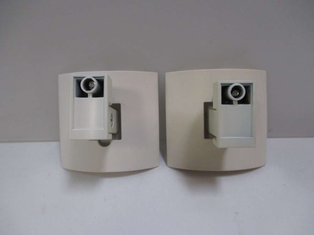 2 X Genuine Bose Wall Mount Bracket UB 20 white work great