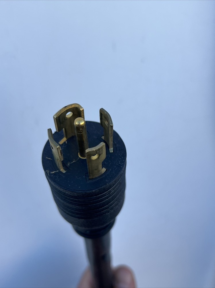 Server Technology CL-24VY-L30MA Data Center Rack Power Distribution Unit PDU