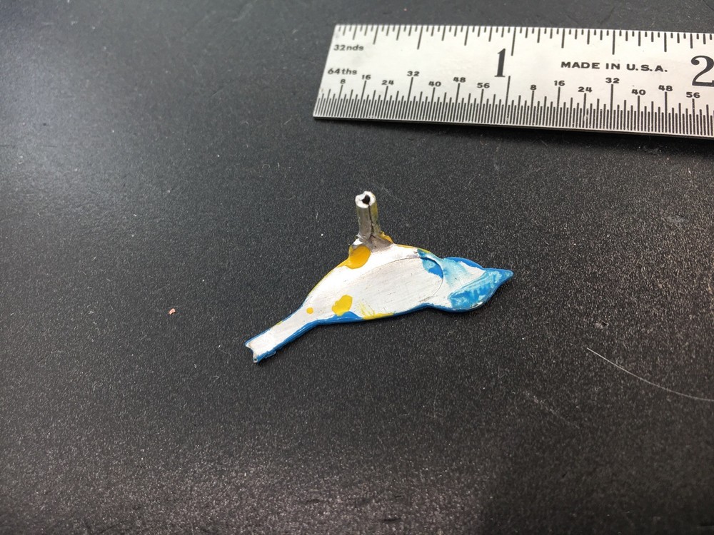 Lux Clock Blue Bird Right Facing