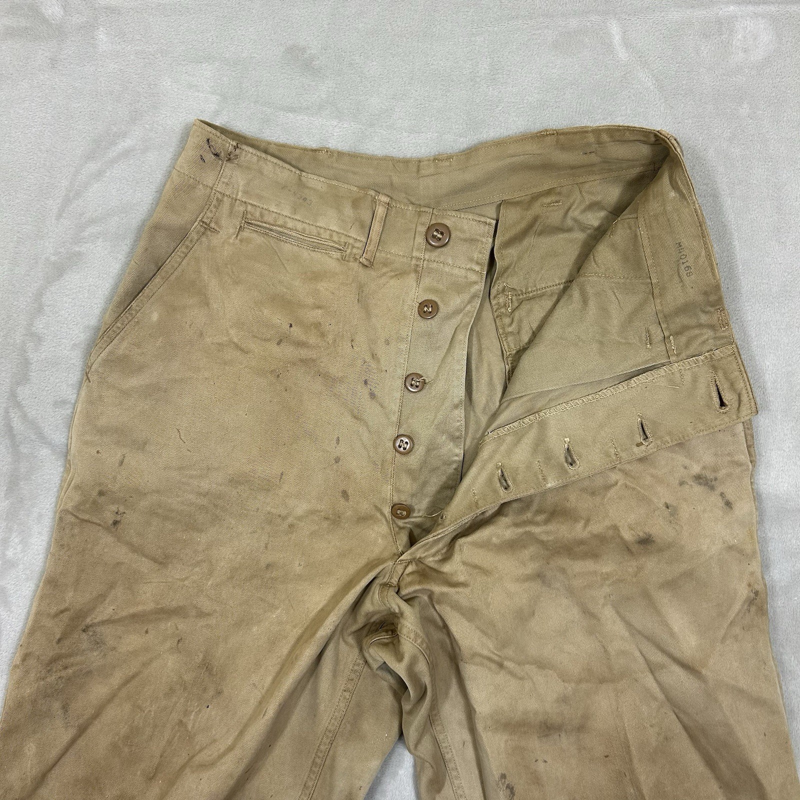 Vintage 1940s WW2 US Army Khaki Chino Cotton Uniform Pant 28x31 Button fly