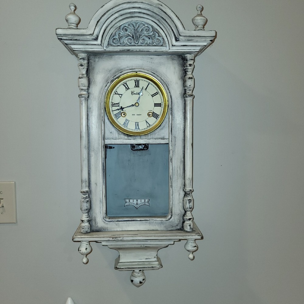 VINTAGE CENTURION 35 DAY WALL CLOCK. Untested, no Key, not currently functional