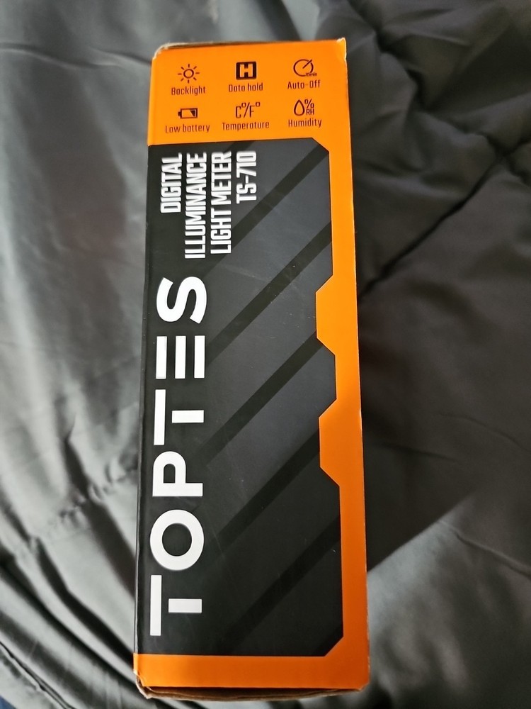 TopTes Meter TS-710 Digital Light Meter with 180 Degree Rotating Sensor New