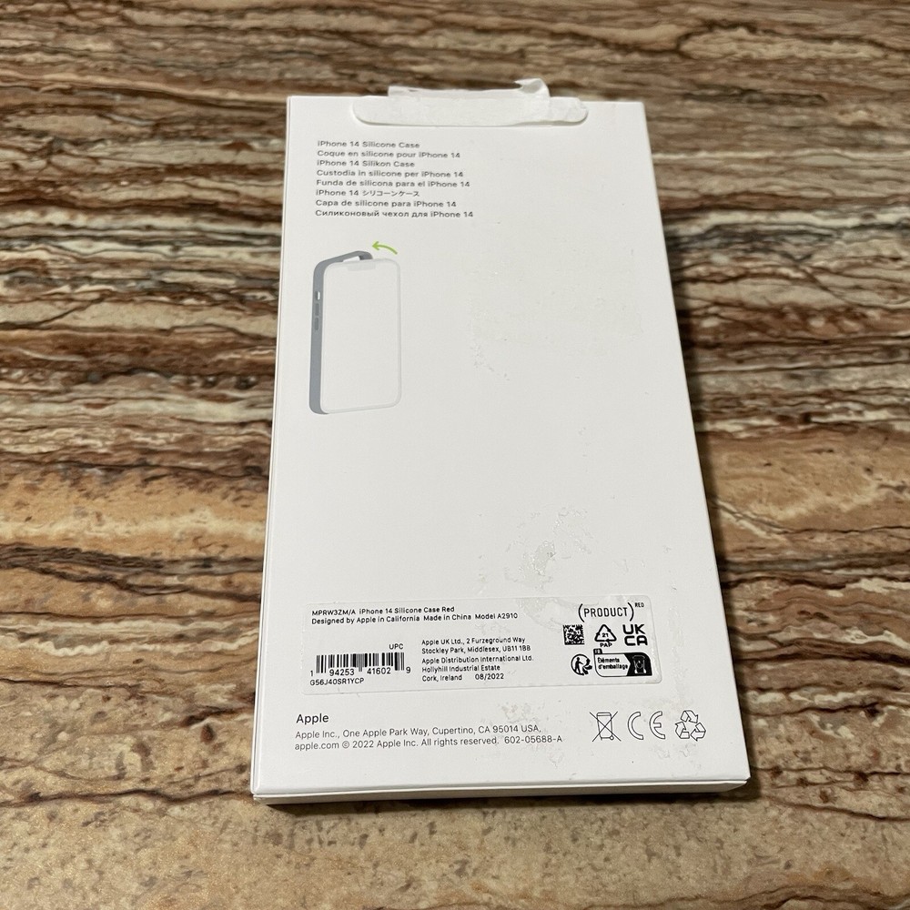 New Genuine Apple  Silicone Case for iPhone 14 - Red