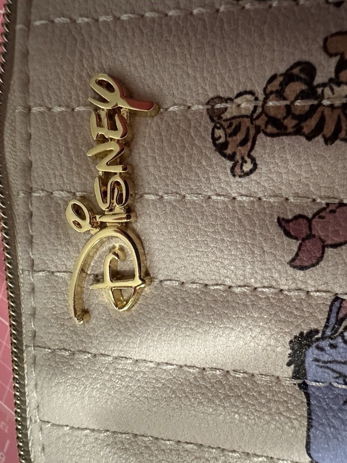 PRIMARK DISNEY WINNIE THE POOH QUILTED ZIPPER MINI WALLET COIN PURSE NWT new