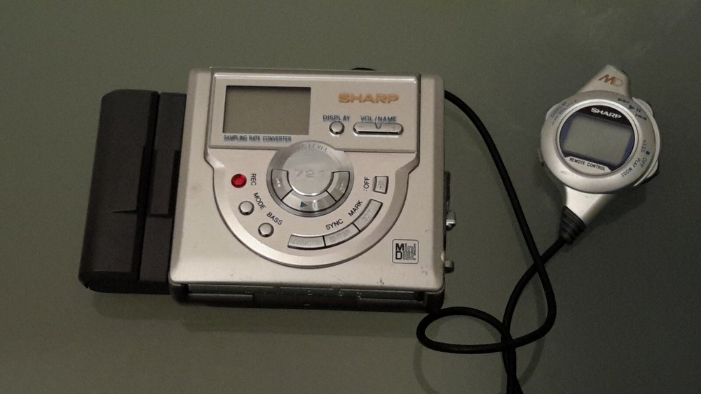 Sharp 721 Minidisc Player - Vintage Player